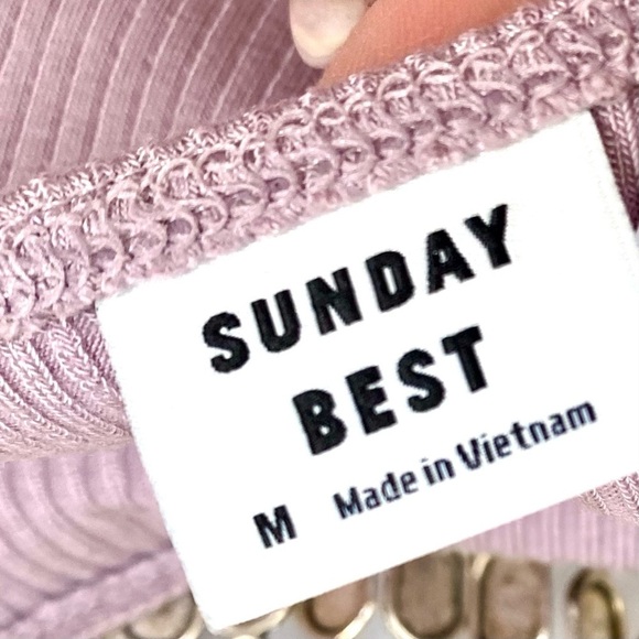 Aritzia Sunday Best Lavender colour ruffled ruched firecracker bodysuit - Picture 11 of 11